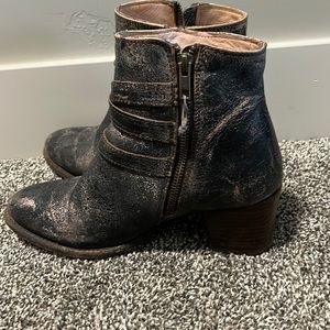 Bed Stu cobbler series womens ankle boots size 9